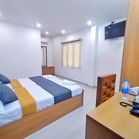 Lavender Arcade Apartment Kochi Bagian luar foto