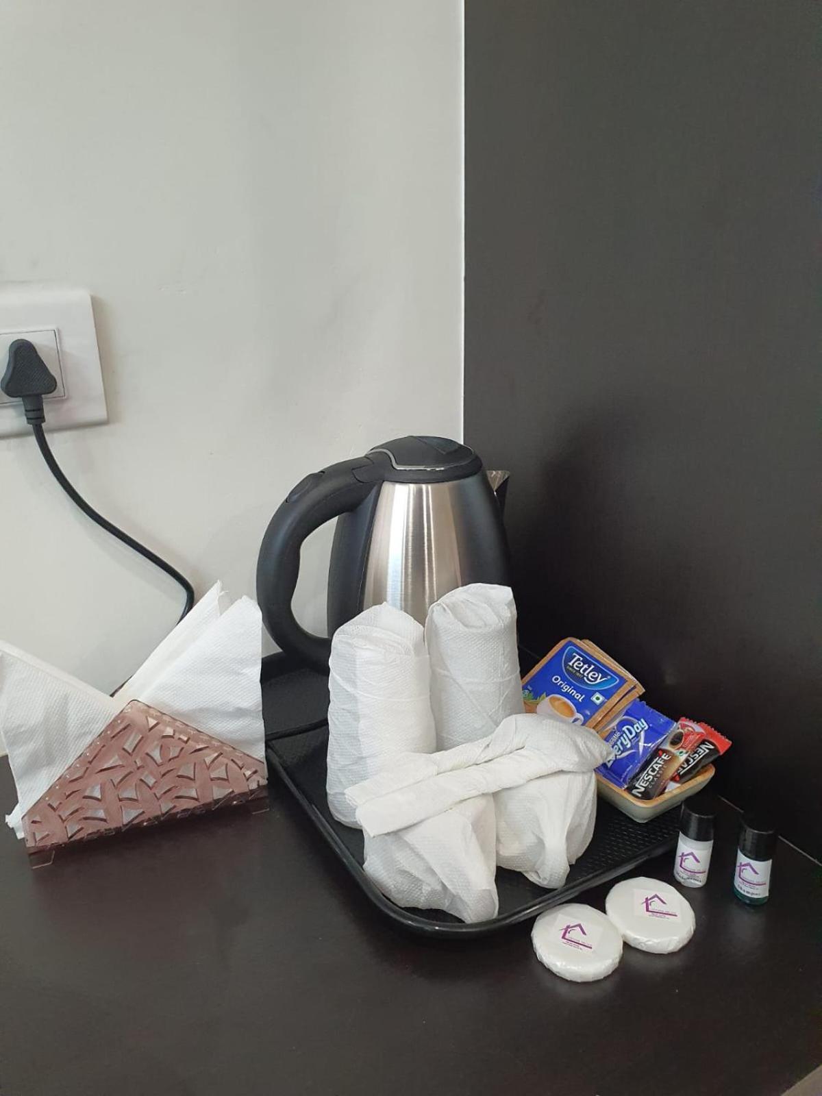 Lavender Arcade Apartment Kochi Bagian luar foto